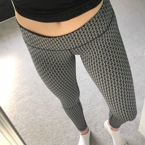 lululemon pattern leggings